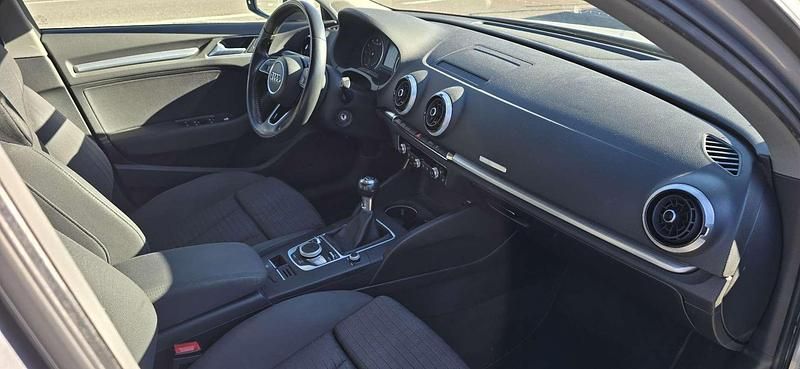 Usata Audi A3 Business 150 CV (110 kW) 2018 Berlina