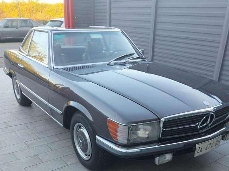 Usata Mercedes SL350 200 CV (147 kW) 1971 Marrone Berlina