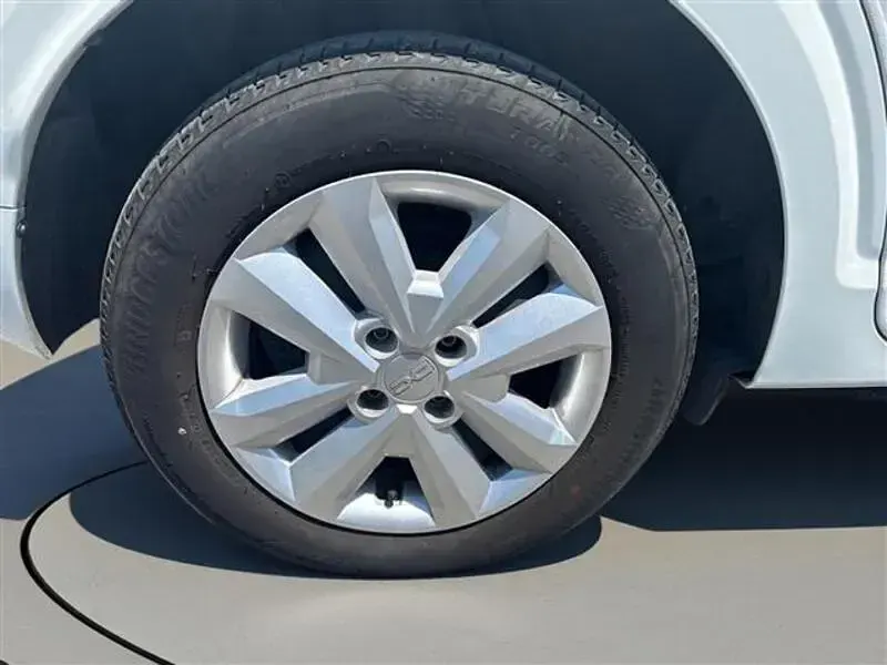 Usata Dacia Sandero Expression 101 CV (74 kW) 2023 Utilitaria