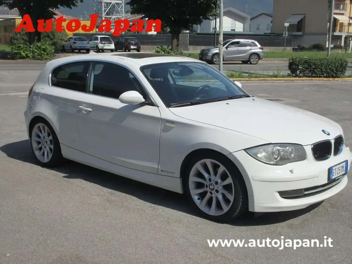 Usata BMW 120 Coupé 177 CV (130 kW) 2008 Bianco Coupé