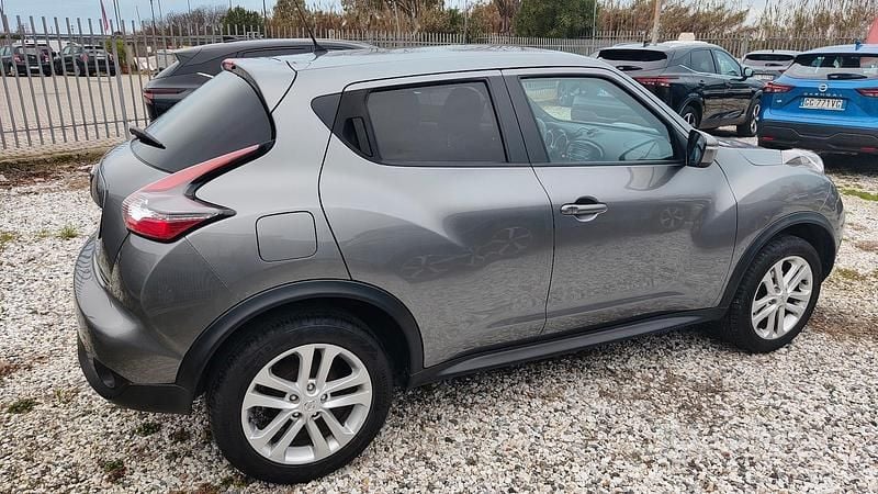 Usata Nissan Juke Acenta 110 CV (80 kW) 2017 Grigio SUV