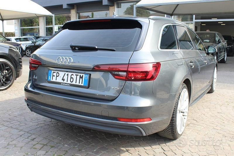 Usata Audi A4 Ambiente 122 CV (89 kW) 2018 Grigio Station wagon