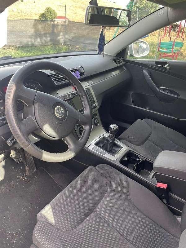 Usata VW Passat Highline 140 CV (102 kW) 2006 Grigio Station wagon