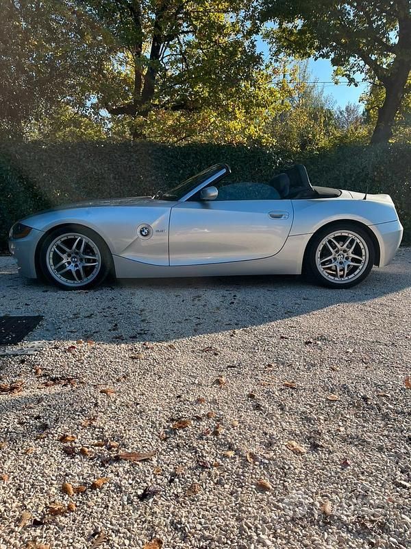 Usata BMW Z4 192 CV (141 kW) 2004 Grigio Cabrio