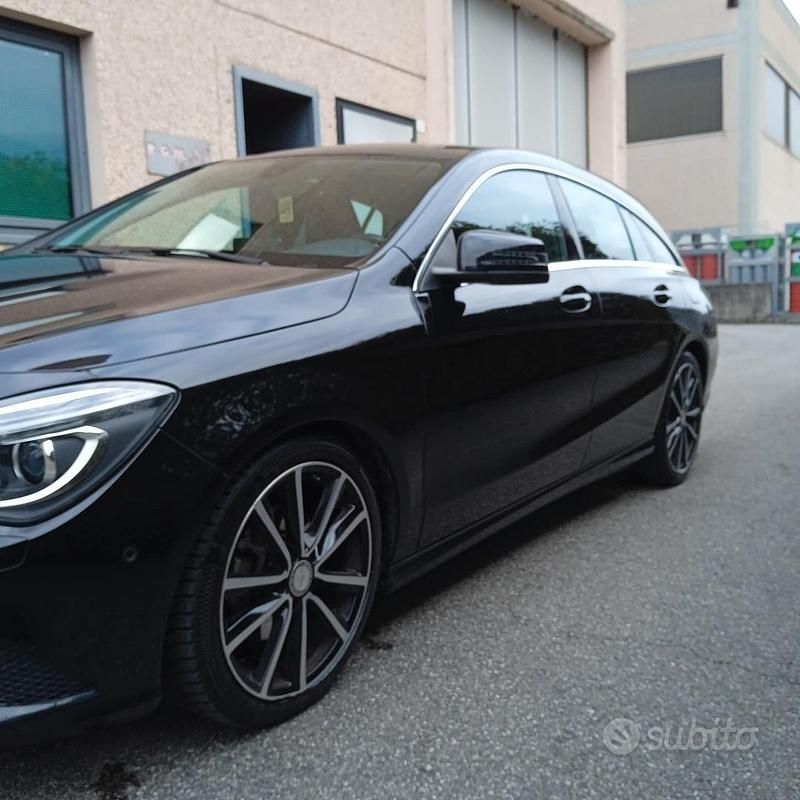 Usata Mercedes CLA220 2015 Nero Berlina