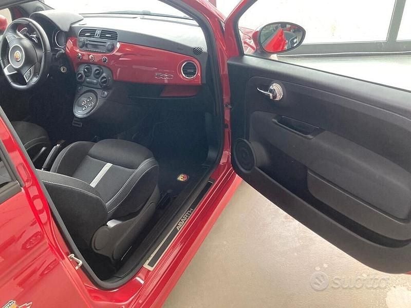 Usata Abarth 500 Custom 140 CV (102 kW) 2015 Rosso Utilitaria