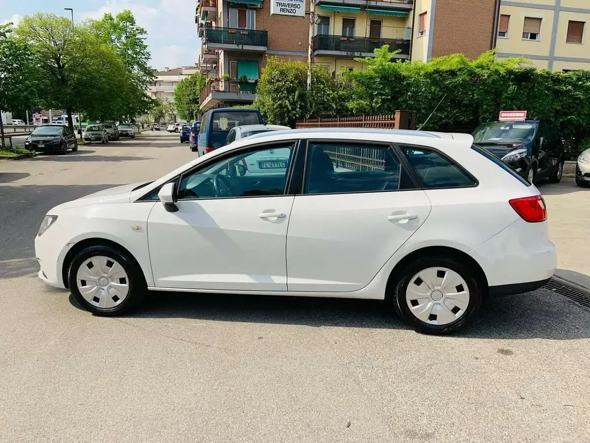 Usata Seat Ibiza ST Style 90 CV (66 kW) 2014 Other Station wagon
