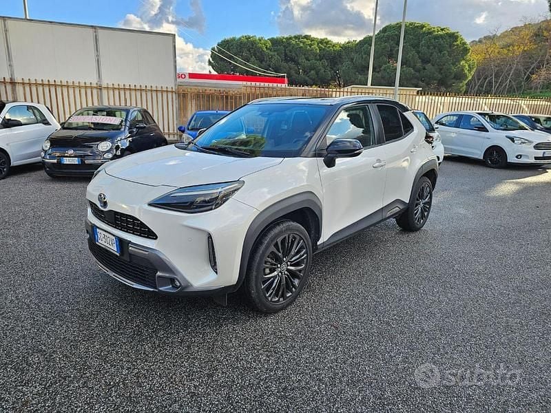Bianco Usata 2021 Toyota Yaris Cross Lounge SUV | 23.500 € (Buon prezzo) - Immagine 1/4