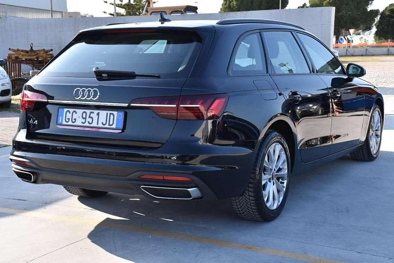 Usata Audi A4 Business 136 CV (100 kW) 2021 Nero Station wagon