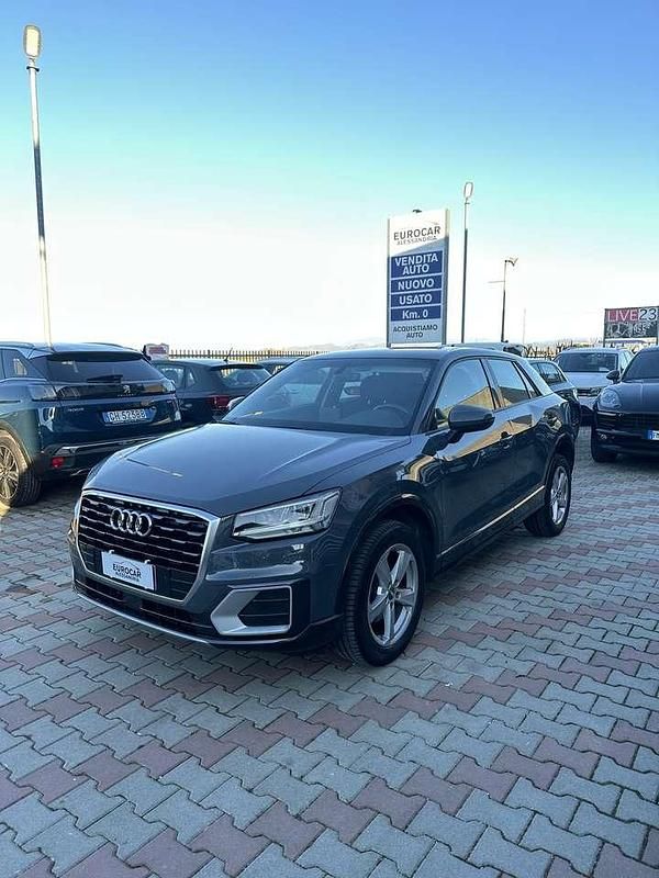 Usata Audi Q2 Admired 116 CV (85 kW) 2020 Grigio SUV