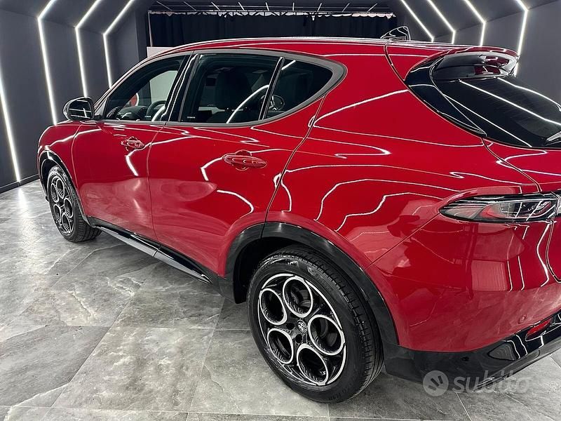 Usata Alfa Romeo Tonale Sprint 131 CV (96 kW) 2024 Rosso SUV