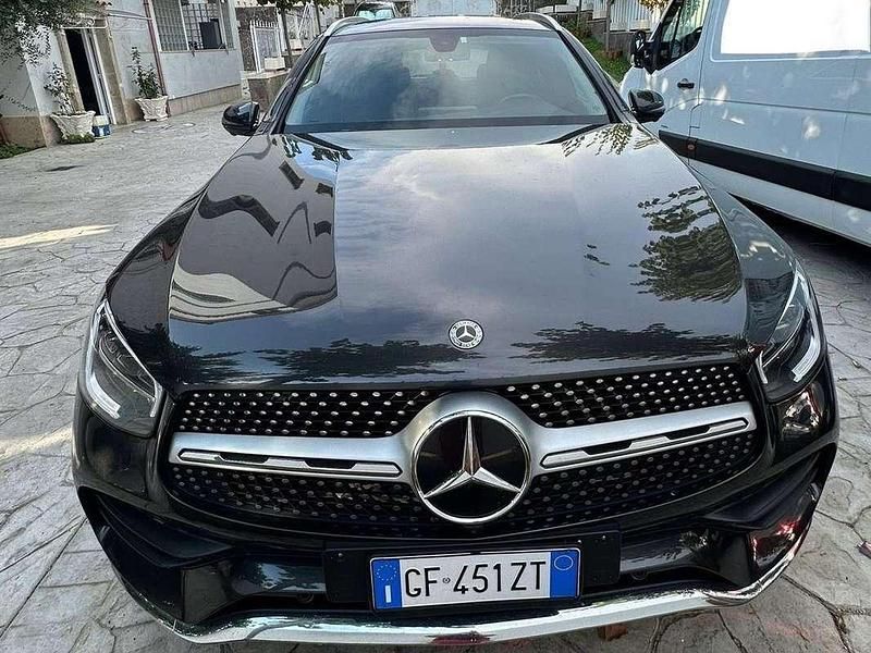 Grigio Usata 2021 Mercedes GLC300e Premium SUV | 39.000 € (Cara) - Immagine 1/4