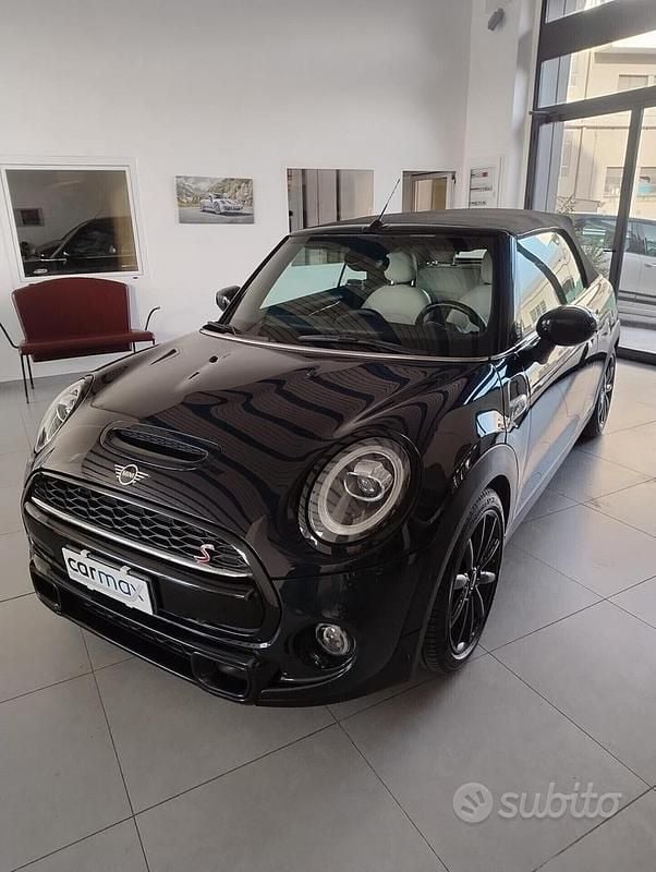 Usata Mini Cooper S Cabriolet 192 CV (141 kW) 2019 Blu Cabrio