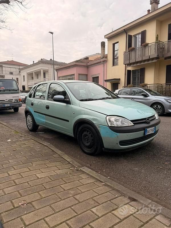 Usata Opel Corsa 2001 Grigio Utilitaria