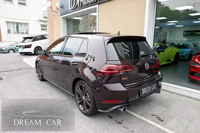 Usata VW Golf VII GTI 245 CV (180 kW) 2018 Nero metallizzato Berlina