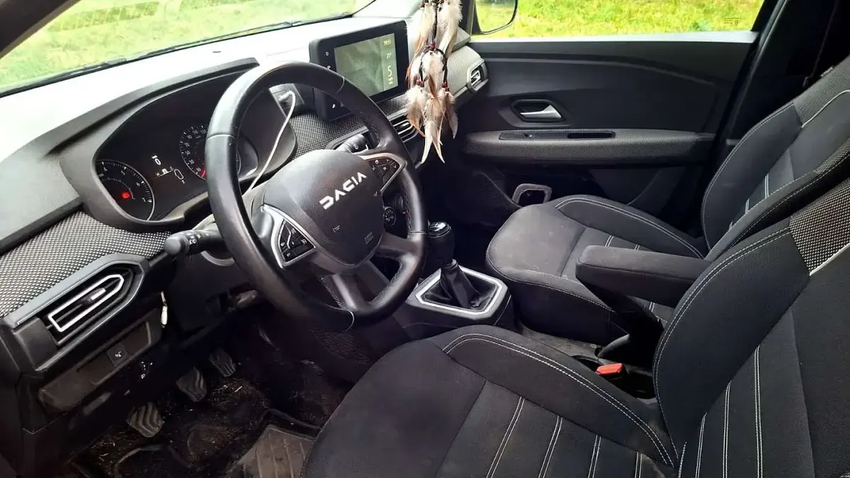 Usata Dacia Sandero Essentiel 67 CV (49 kW) 2023 Blu/azzurro Berlina
