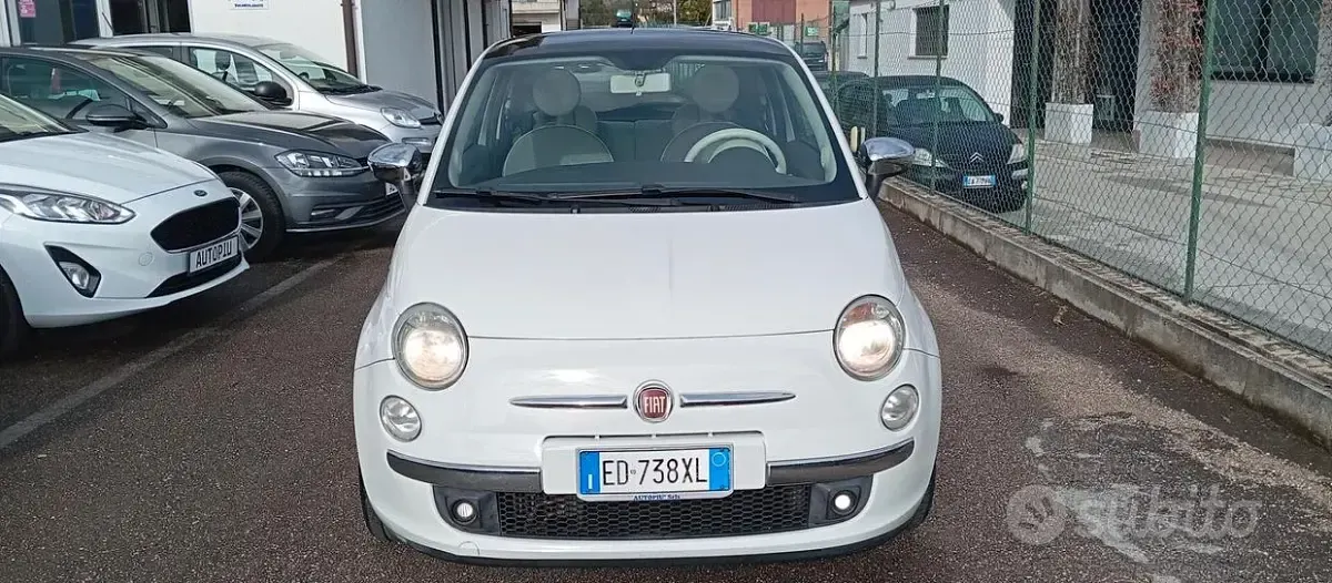 Usata Fiat 500 Lounge 75 CV (55 kW) 2011 Bianco Berlina