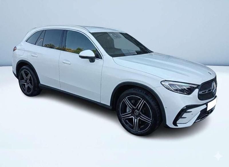 Usata Mercedes GLC220 AMG Line Premium Plus 197 CV (144 kW) 2023 Bianco SUV