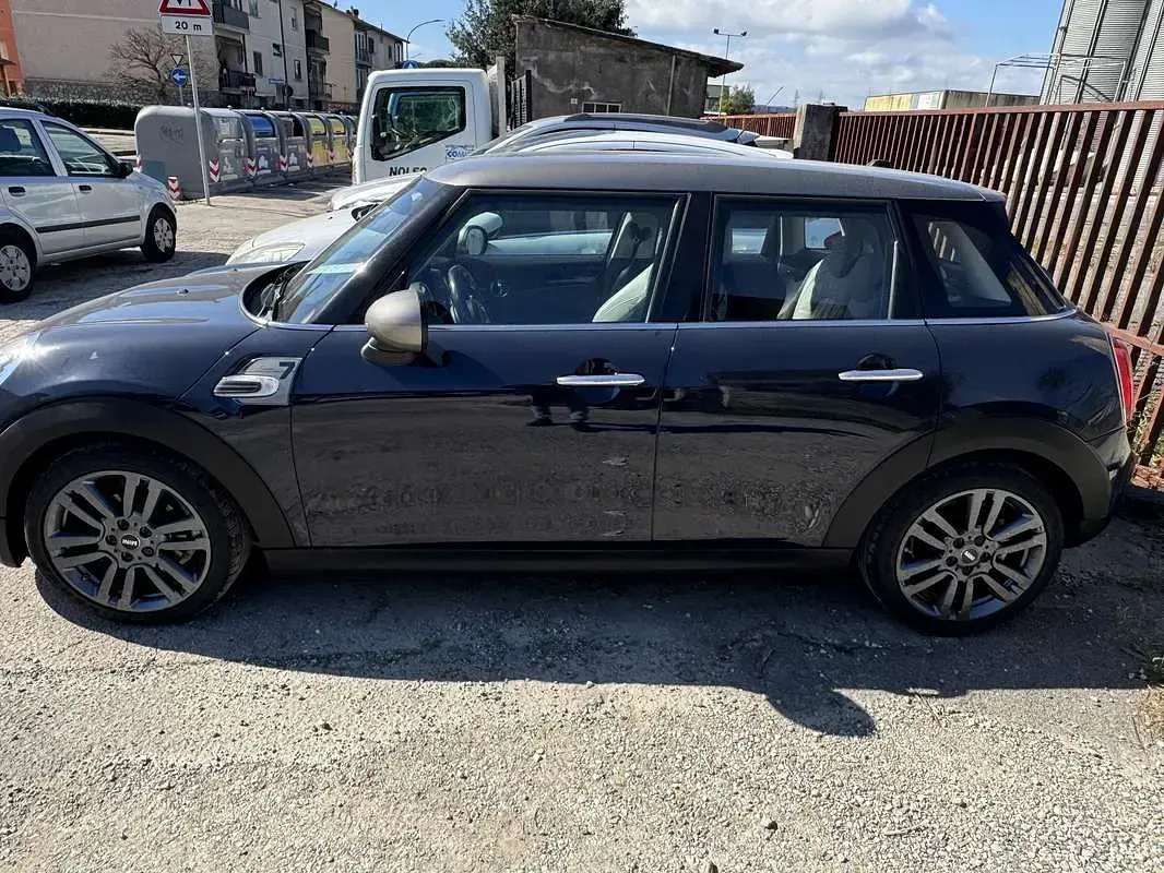 Usata Mini Cooper D Hype 116 CV (85 kW) 2016 Utilitaria