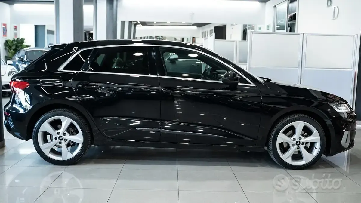 Usata Audi A3 Black Edition 150 CV (110 kW) 2022 Nero Berlina