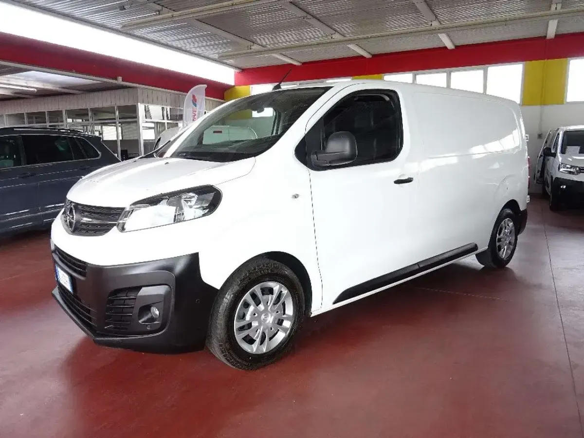Usata Opel Vivaro Enjoy 120 CV (88 kW) 2021 Bianco Monovolume