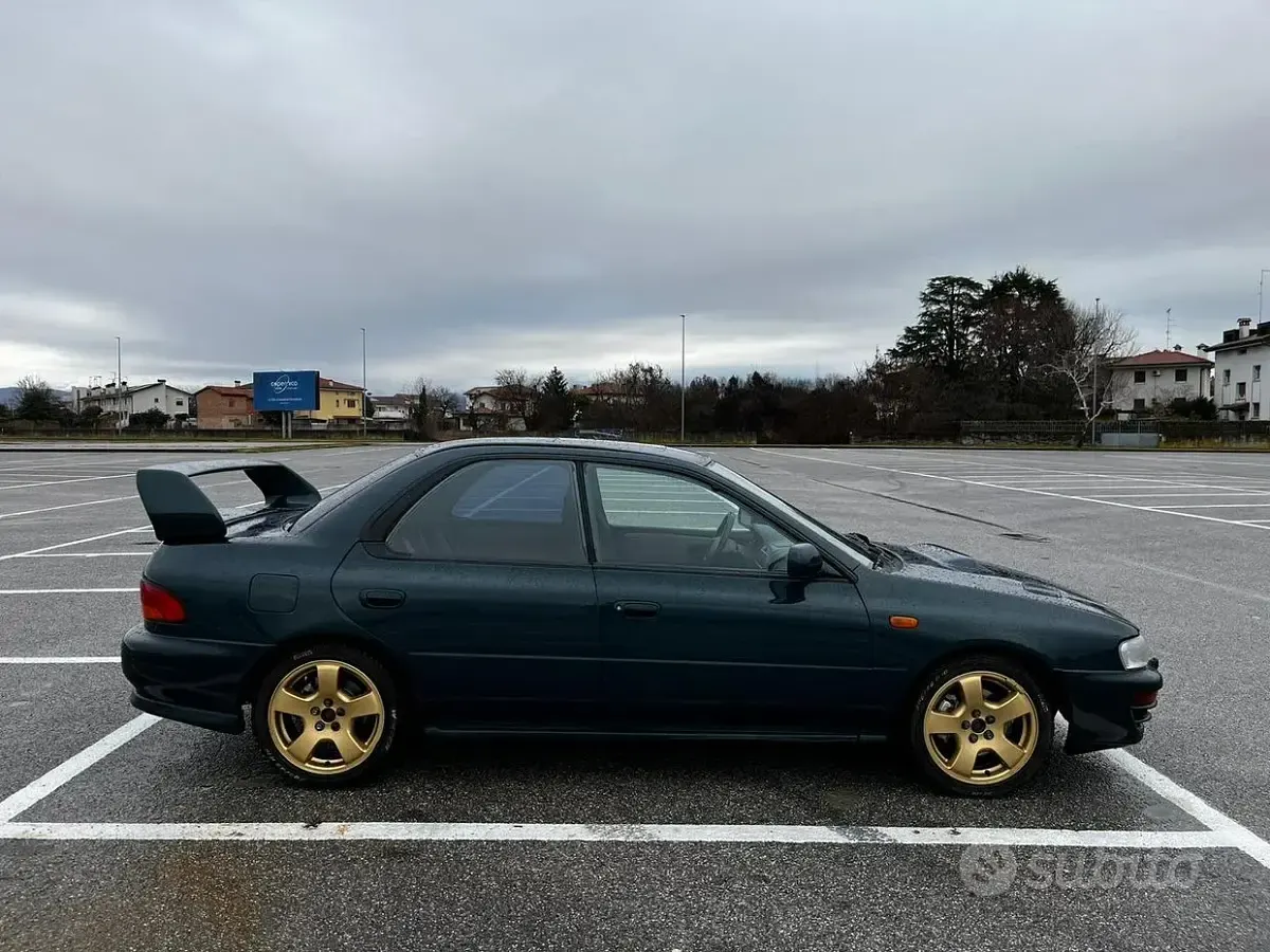 Usata Subaru Impreza 211 CV (155 kW) 1998 Verde Berlina