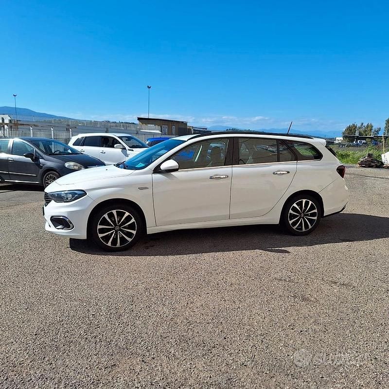 Usata Fiat Tipo Lounge 120 CV (88 kW) 2019 Bianco Station wagon