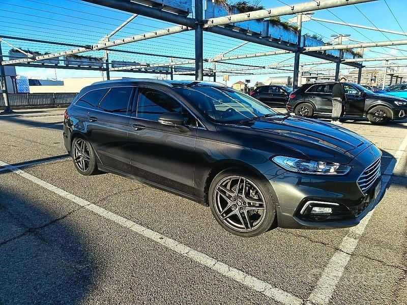 Usata Ford Mondeo Business Edition 150 CV (110 kW) 2020 Grigio Station wagon