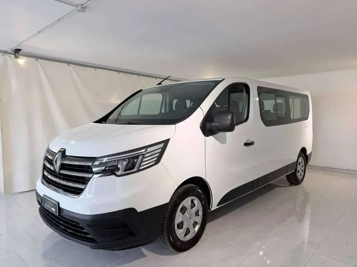 Usata Renault Trafic 150 CV (110 kW) 2022 Other Monovolume