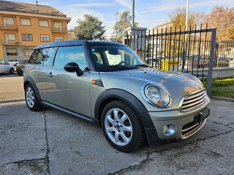 Begagnad Mini Cooper D Clubman 109 HK (80 kW) 2009 Grå Kombi