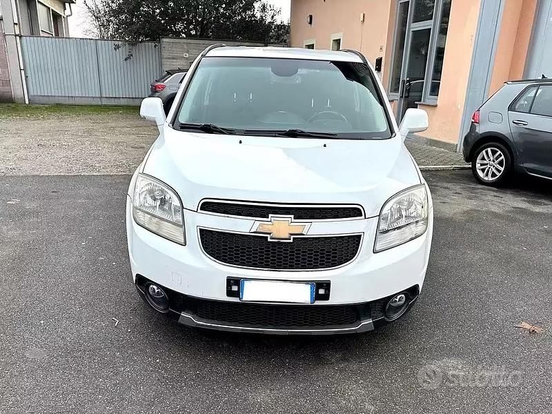 Usata Chevrolet Orlando LTZ 163 CV (119 kW) 2011 Marrone Monovolume
