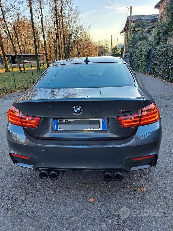 Usata BMW M4 M Performance 2016 Grigio Coupé