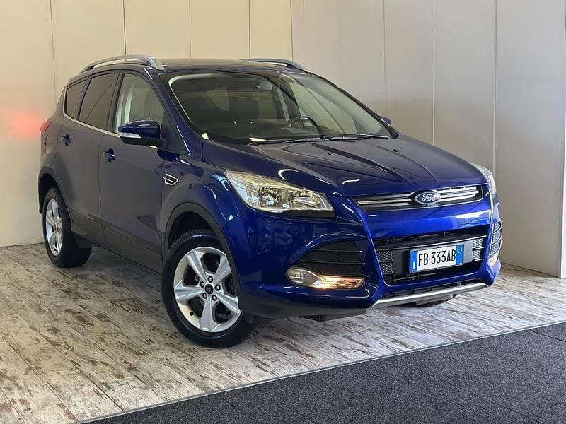Blu Usata 2015 Ford Kuga Titanium SUV | 8900 € (Super prezzo) - Immagine 1/4