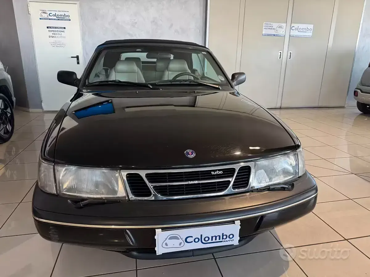 Usata Saab 900 Cabriolet 185 CV (136 kW) 1995 Nero Cabrio