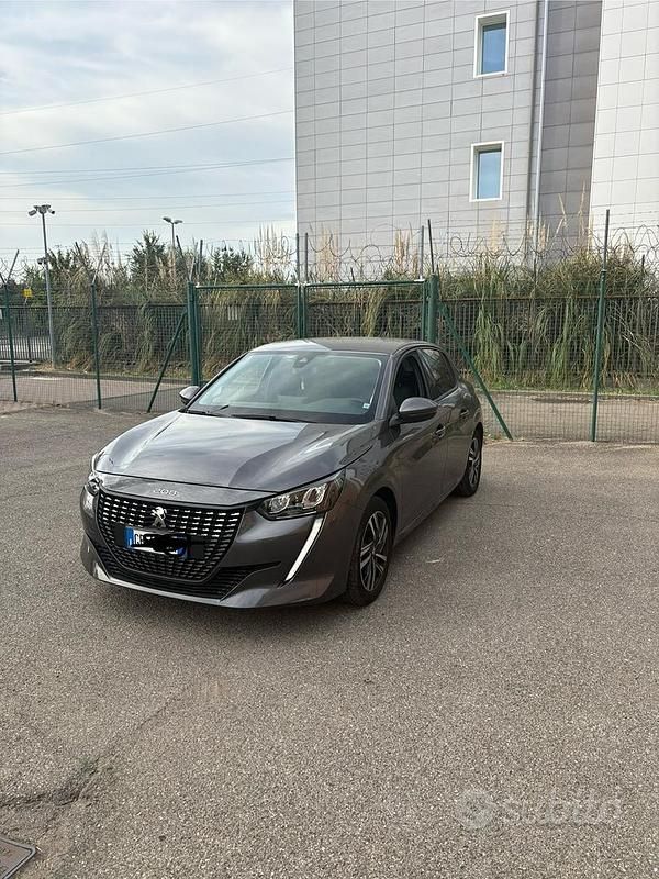 Usata Peugeot 208 101 CV (74 kW) 2021 Utilitaria