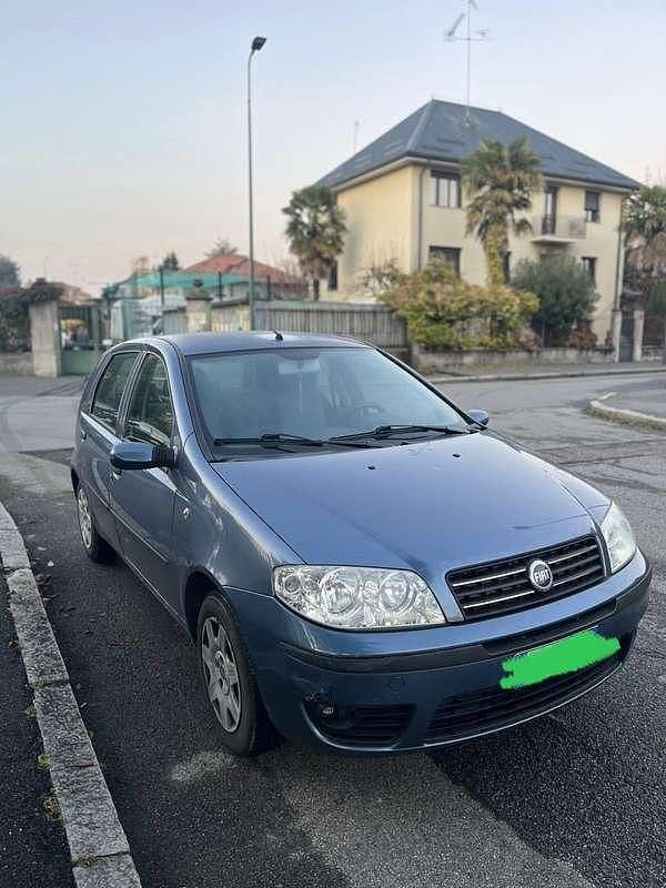 Usata Fiat Punto Active 60 CV (44 kW) 2005 Berlina