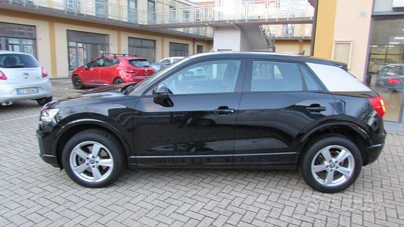 Usata Audi Q2 Sport 116 CV (85 kW) 2016 Nero SUV