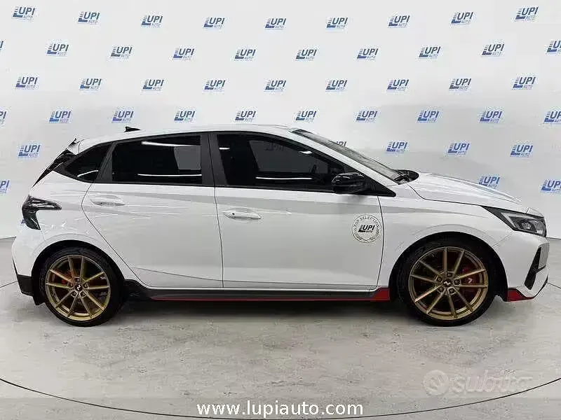 Usata Hyundai i20 N Performance 204 CV (150 kW) 2024 Bianco Utilitaria