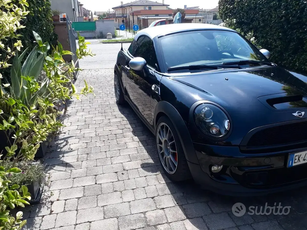 Usata Mini Cooper S Coupé 184 CV (135 kW) 2011 Coupé