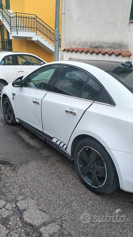 Usata Chevrolet Cruze 150 CV (110 kW) 2010 Bianco Coupé