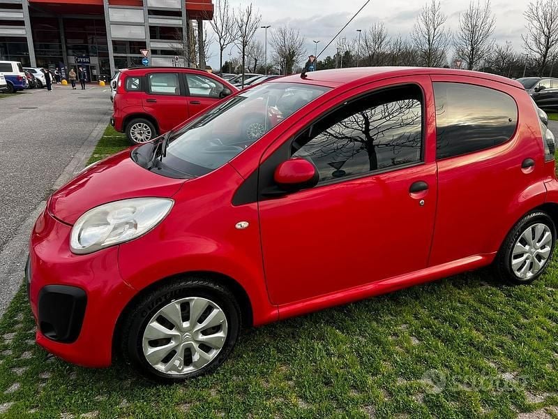 Usata Citroën C1 68 CV (50 kW) 2013 Rosso Utilitaria