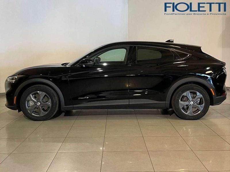 Usata Ford Mustang Mach-E 197 kW (269 CV) 2022 Nero SUV