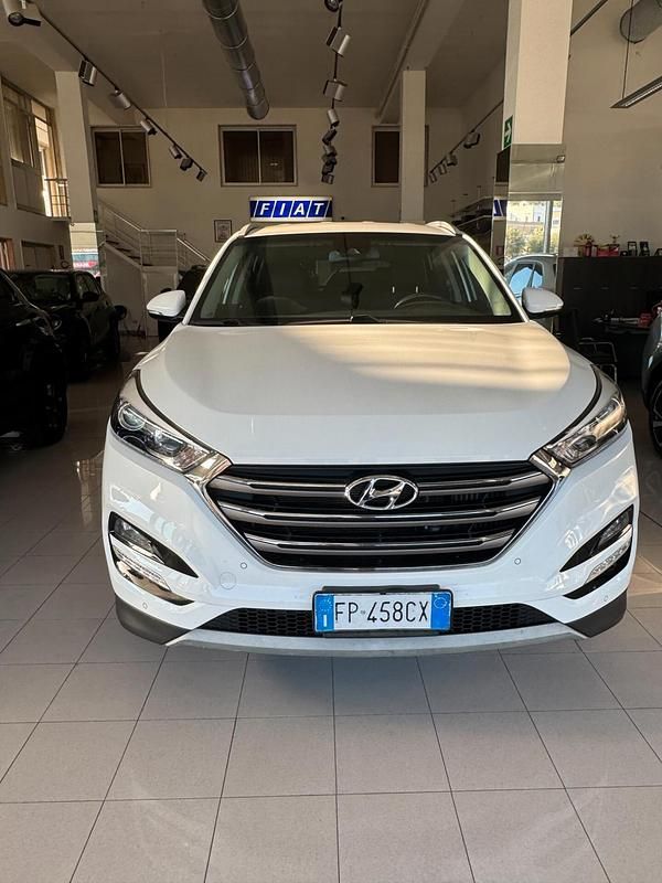 Usata Hyundai Tucson Xpossible 115 CV (84 kW) 2018 Bianco SUV