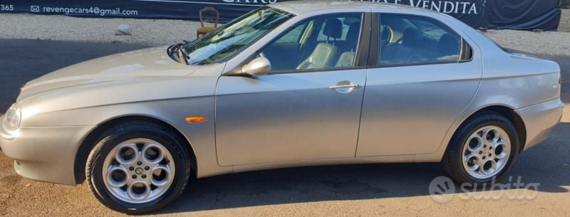 Usata 2003 Alfa Romeo 156 Tre volumi | 550 € (Buon prezzo) - Immagine 1/4
