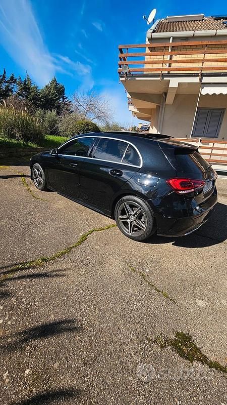 Usata Mercedes A180 AMG 136 CV (100 kW) 2019 Nero Berlina