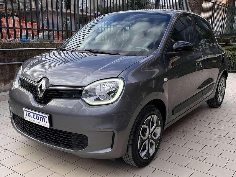 Usata Renault Twingo Intens 65 CV (47 kW) 2024 Grigio medio Utilitaria