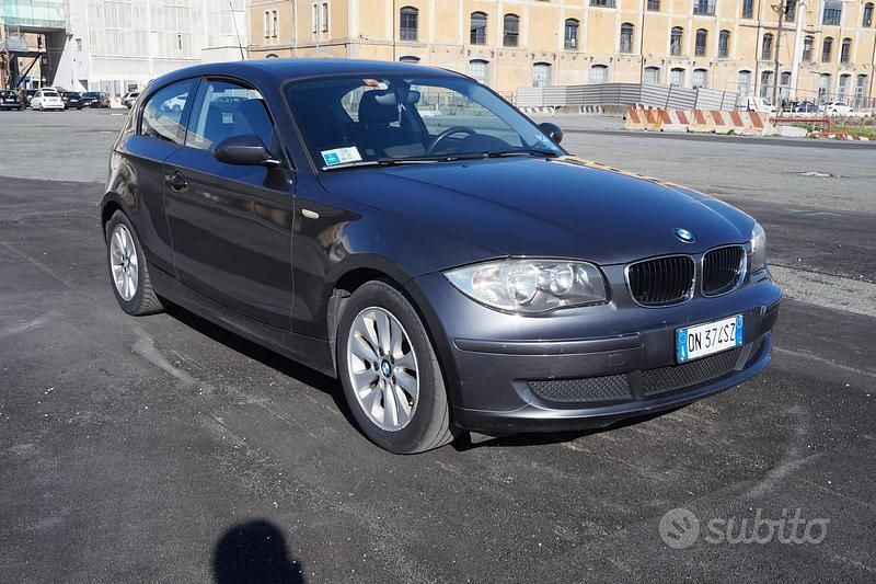Usata BMW 116 125 CV (91 kW) 2008 Grigio Utilitaria
