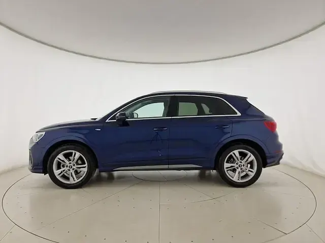 Usata Audi Q3 S-Line 150 CV (110 kW) 2023 Blu navarra metallizzato SUV