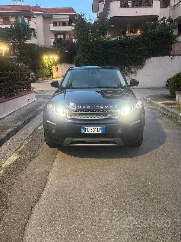 Blu Usata 2018 Land Rover Range Rover evoque Tre volumi | 16.000 € - Immagine 1/4