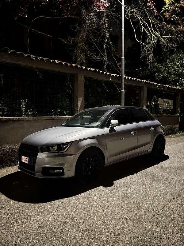 Usata Audi A1 Sportback Ambition 122 CV (89 kW) 2015 Utilitaria